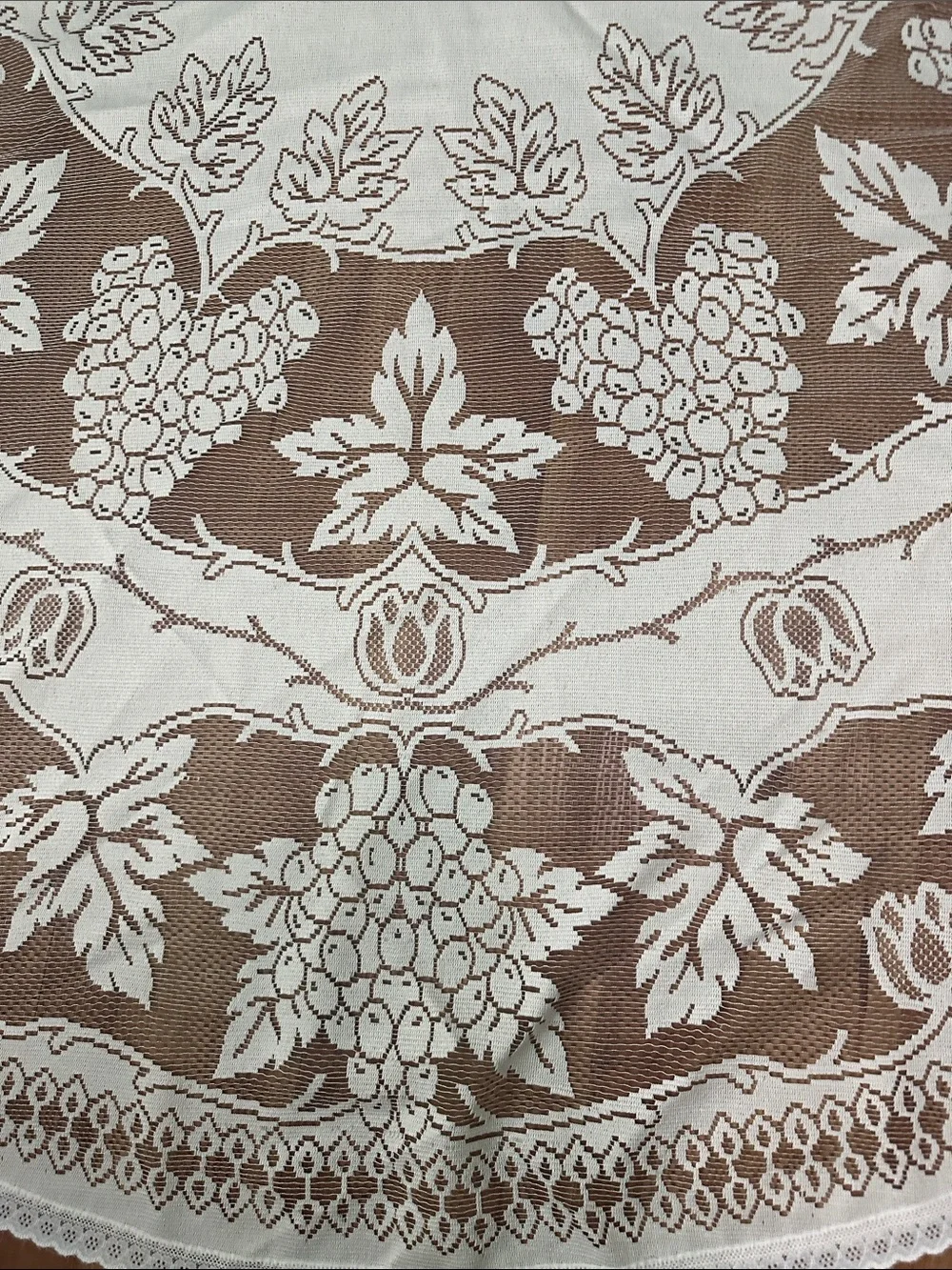 Vintage 81” Round Lace Tablecloth - Cream with Grapevine Pattern - Pristine